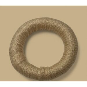 1 Mata Ortiz Pottery Olla Ring Hand Made Mexican Clay Ivory Yarn Display 3 Inch